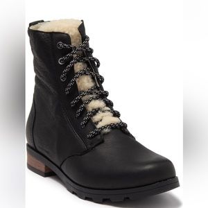 SOREL
Emelie Genuine Shearling
Short Lace-Up Boot